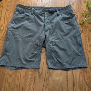 - - KUHL. Men's Gray Shorts . Size 40 . EUC. Walking Shorts. Polyester…